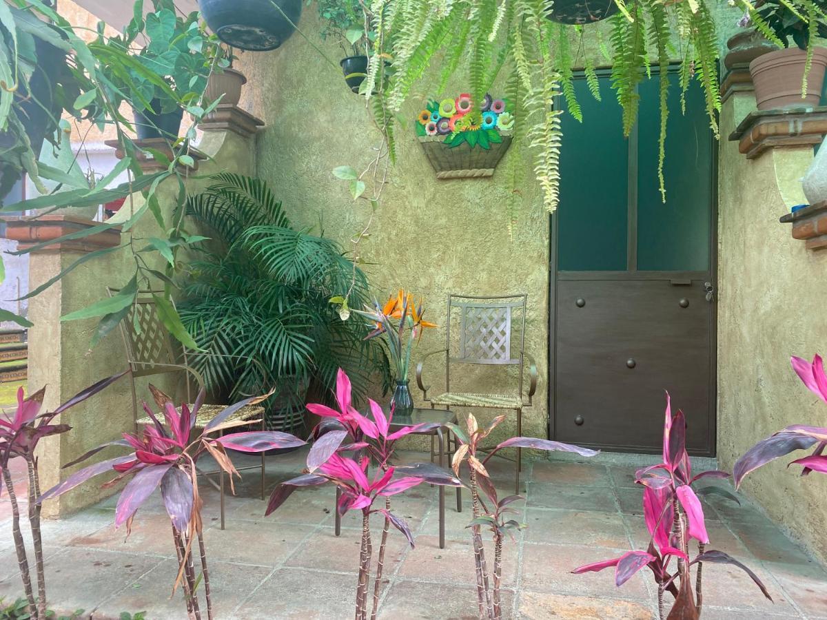 Flor De Cera Hotel Tepoztlan Exterior photo