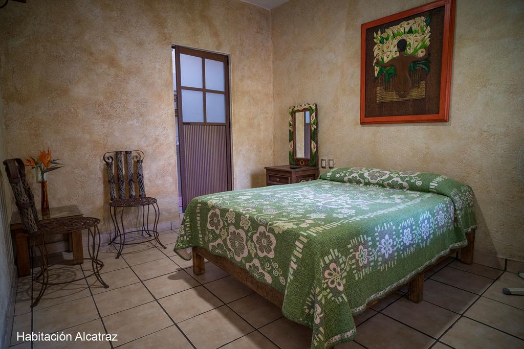 Flor De Cera Hotel Tepoztlan Exterior photo